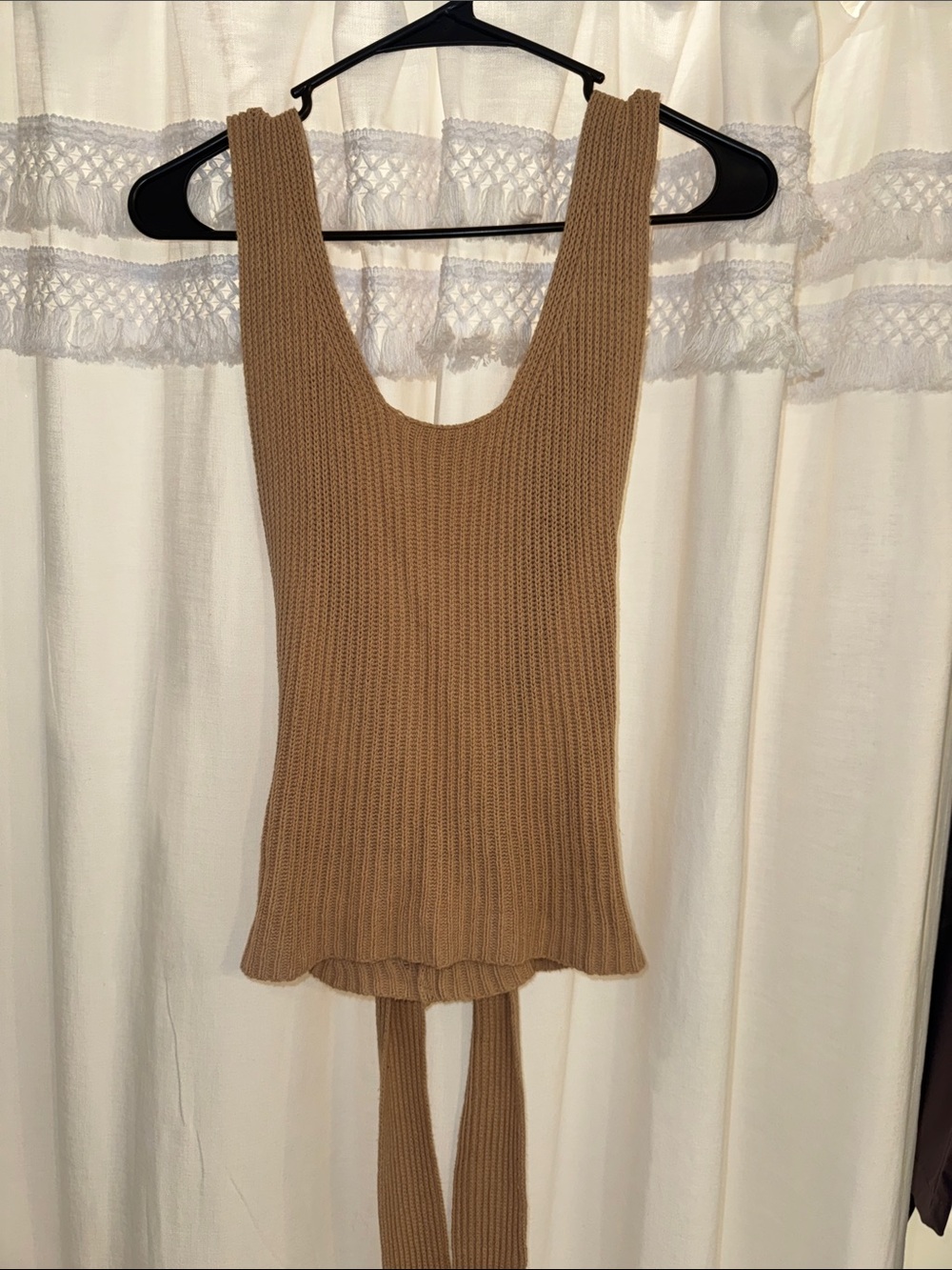 Sleeveless Ribbed Knit Tank Top - Camel